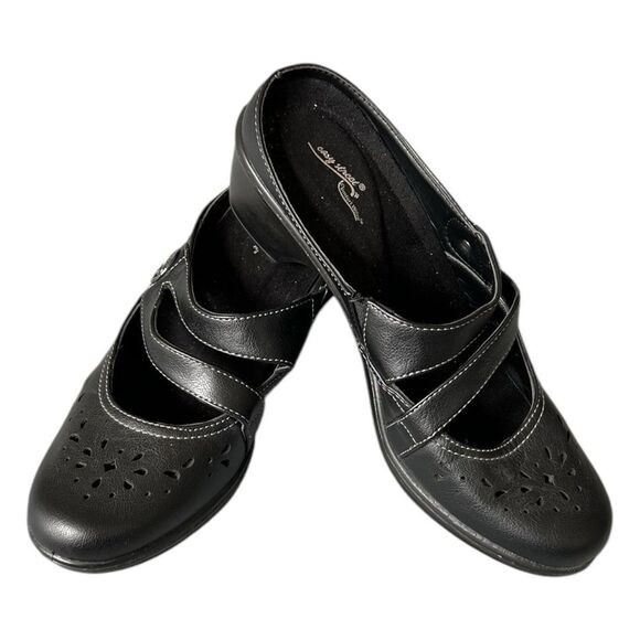 Easy Street - Black Closed Toed Heels - Size 10 - Picture 1 of 4